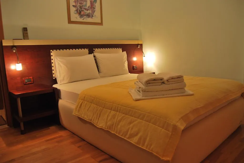 ****  Hotel Panorama Sarande Albania