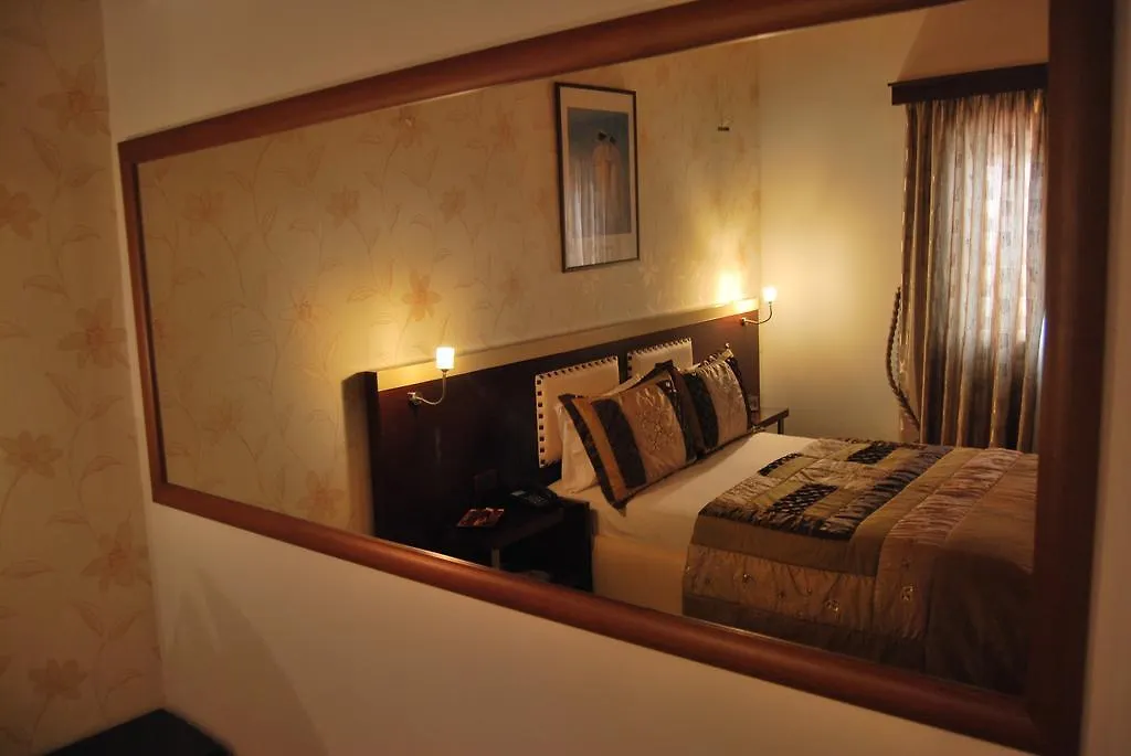 Hotel Panorama Sarande